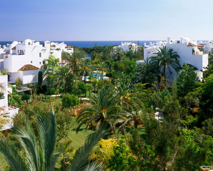 Alhambra del Mar Melvin Villarroel